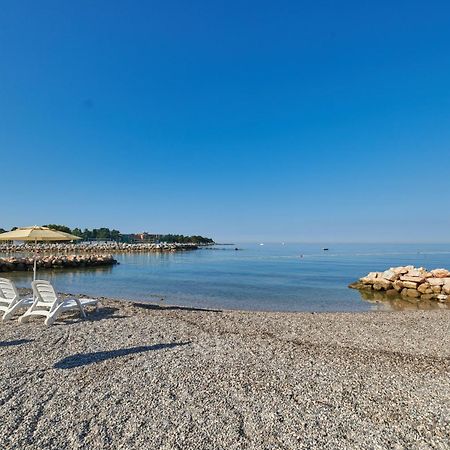 Camping Stella Maris Mobile Homes Umago Esterno foto