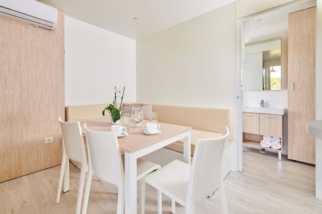 Camping Stella Maris Mobile Homes Umago Esterno foto