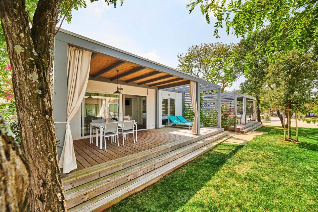 Camping Stella Maris Mobile Homes Umago Esterno foto