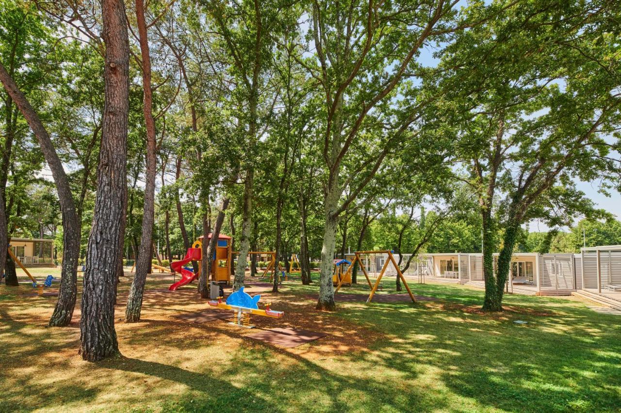 Camping Stella Maris Mobile Homes Umago Esterno foto