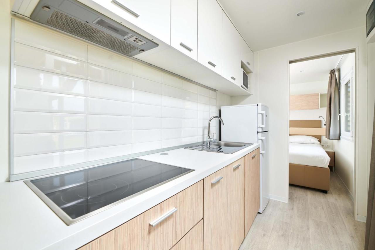 Camping Stella Maris Mobile Homes Umago Esterno foto