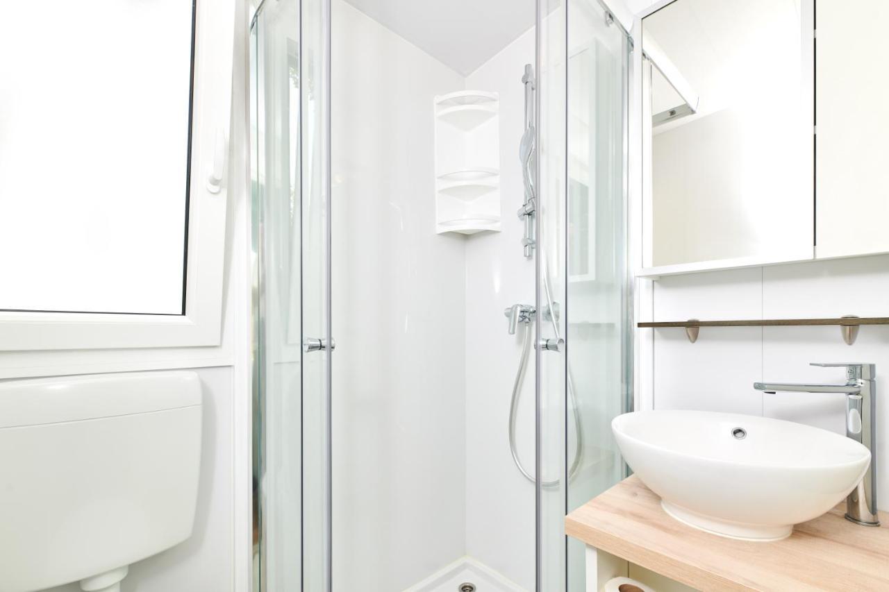 Camping Stella Maris Mobile Homes Umago Esterno foto