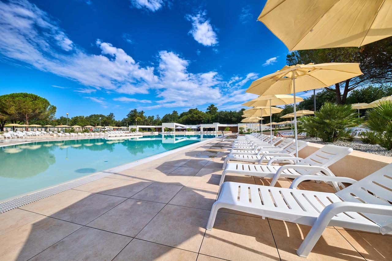 Camping Stella Maris Mobile Homes Umago Esterno foto