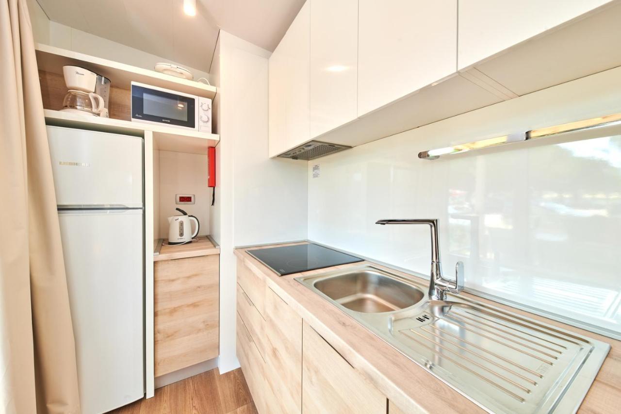 Camping Stella Maris Mobile Homes Umago Esterno foto